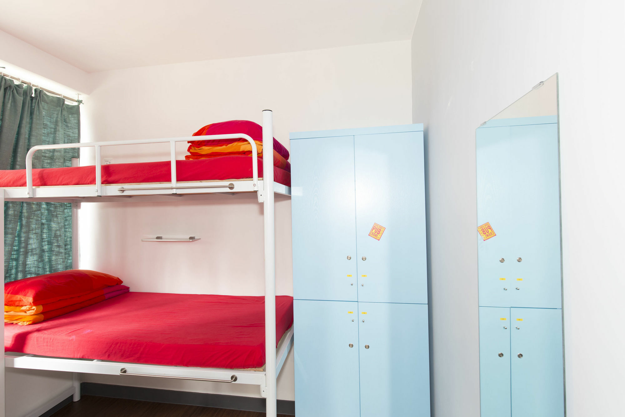 Check Inn Hk Гонконг Экстерьер фото
