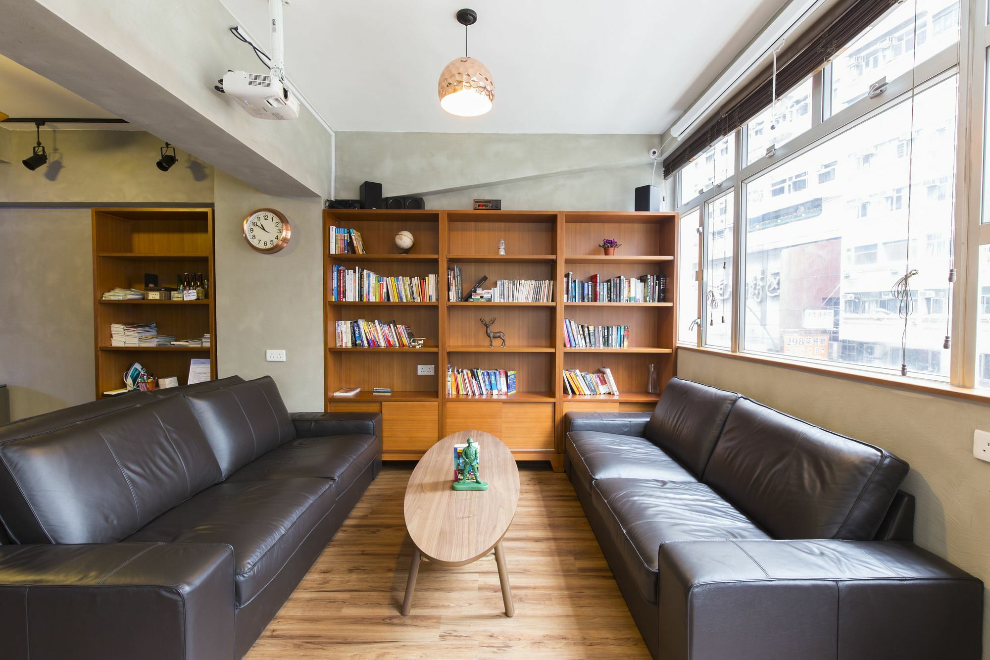 Check Inn Hk Гонконг Экстерьер фото