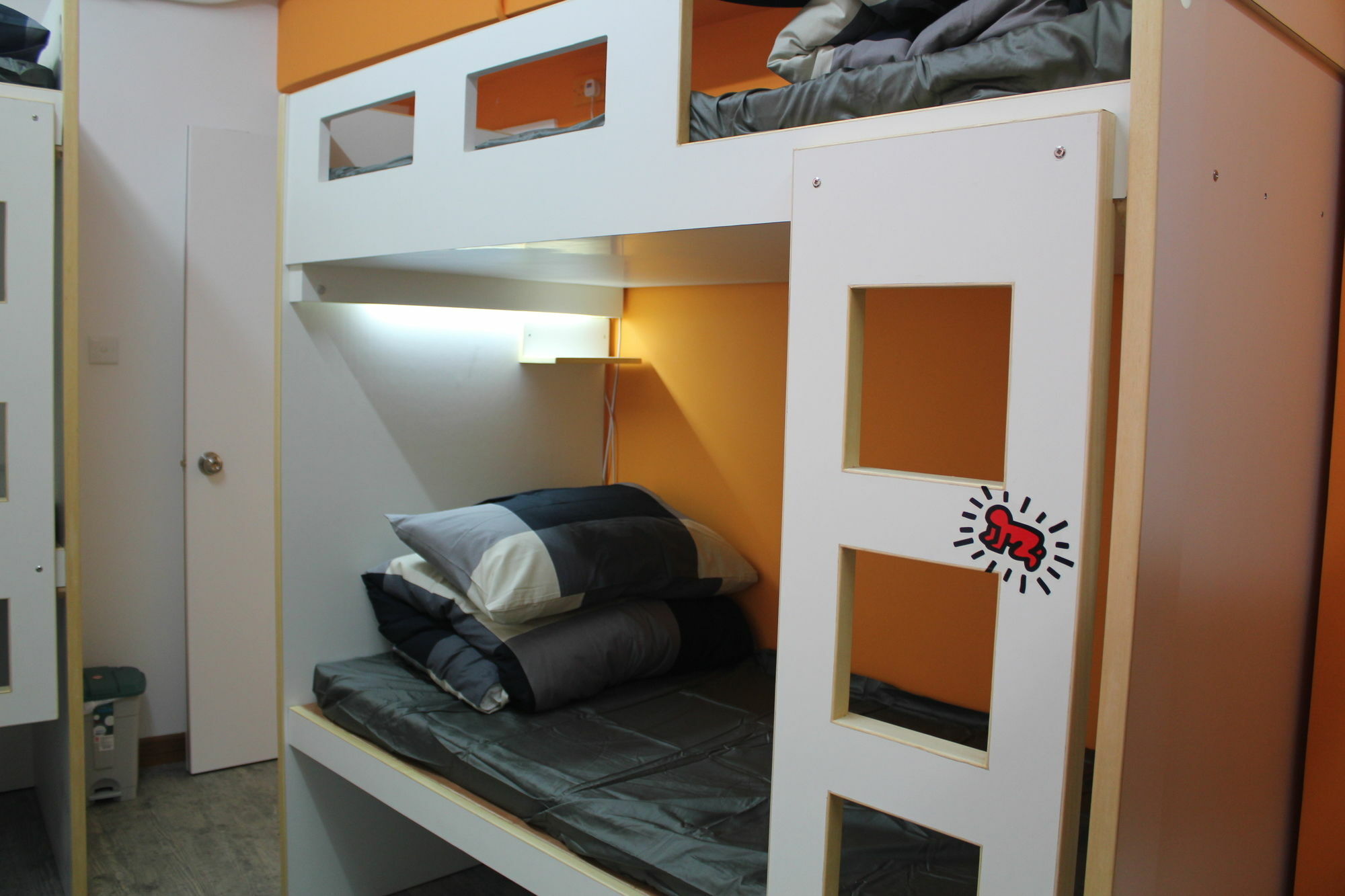 Check Inn Hk Гонконг Экстерьер фото